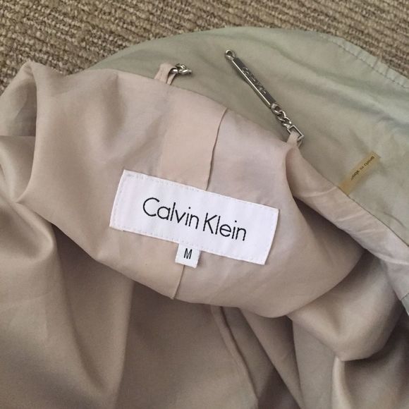 Calvin Klein trench coat - Picture 5 of 15